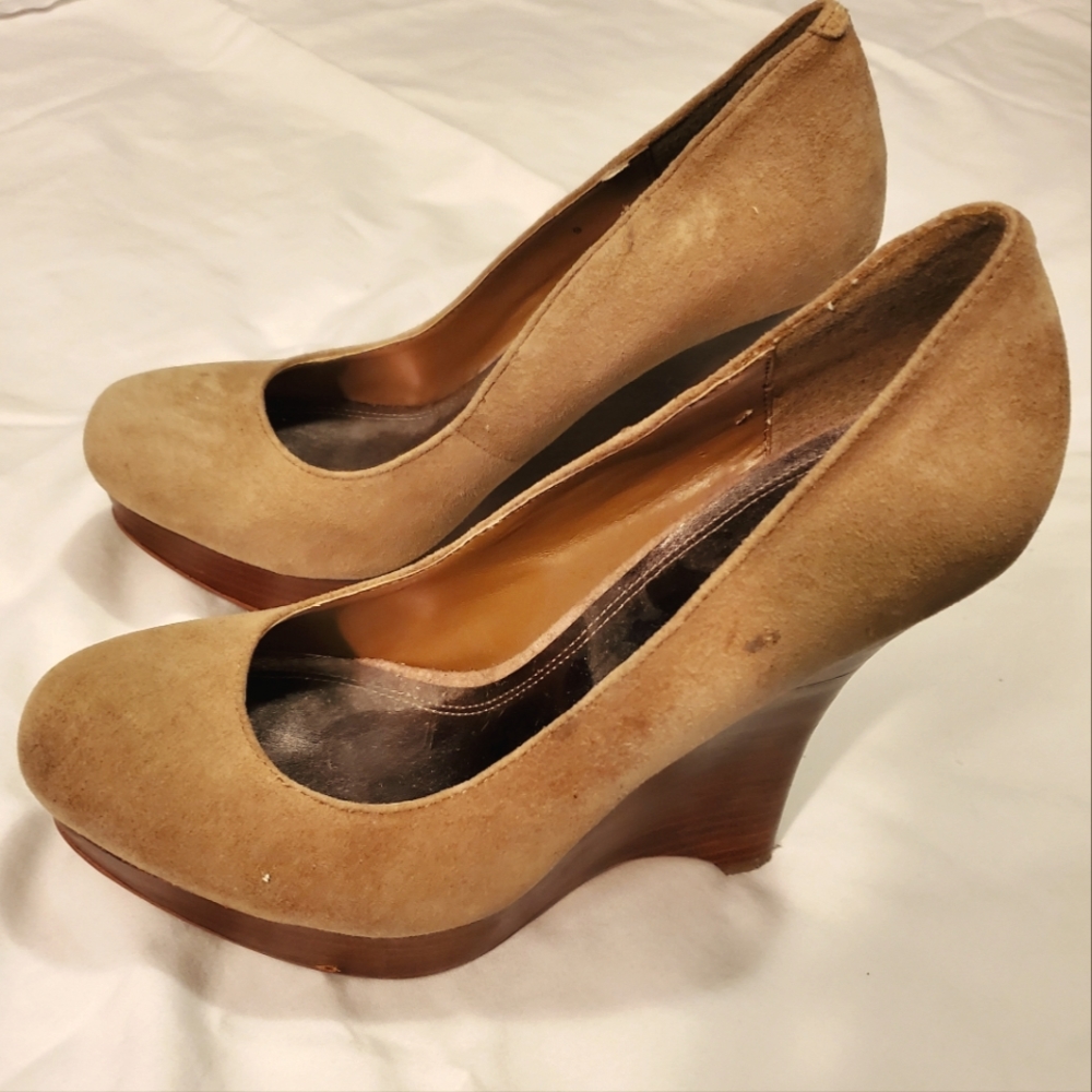 Bakers block wedge high heel size 9 women's tan and brown